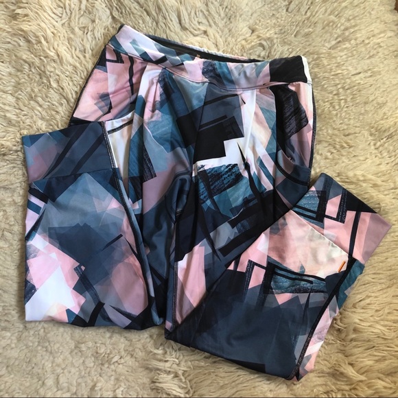 Lucy Floral Print Joggers / Leggings - Picture 5 of 5